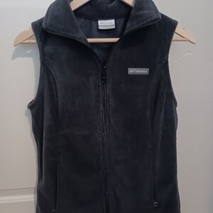 Columbia Black Fleece Vest
